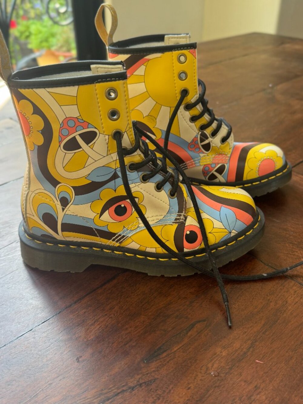 Retro Psychedelic Dr. Martens Vegan 1460 Boots EU 36 US 5 Floral Mod Groovy - Picture 5 of 11